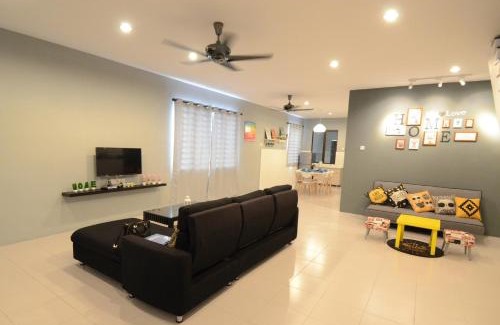 Hulu Kinta House | Decozy Homestay (14pax+)