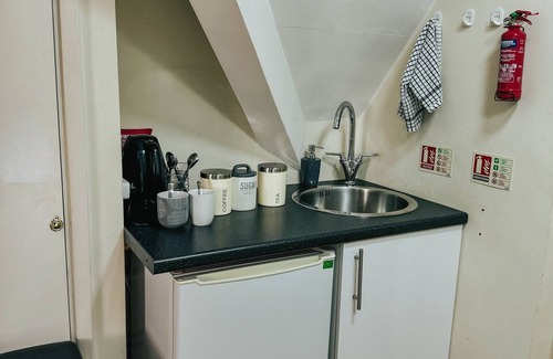 Solihull Apartment | DEE Rise Luxury Apartment in West Midlands
