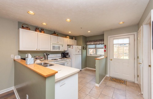 McHenry House | Deep Creek Dog Friendly Getaway w/Hot Tub