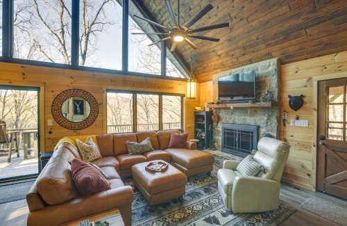 Deep Gap House | Deep Gap Cabin with 2 Decks and Community Amenities!