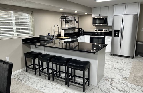 Sandy House | DEER CAVERN secluded 4 bedroom 2 bath house East Sandy base of Alta & Snowbird