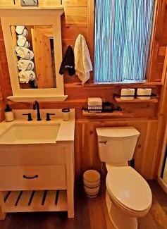 Carbon Hill House | Deer Haven Cabin