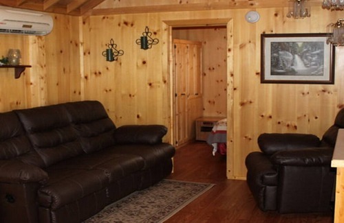 Lancaster Cabin | Deer Haven