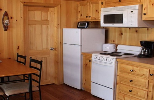 Lancaster Cabin | Deer Haven