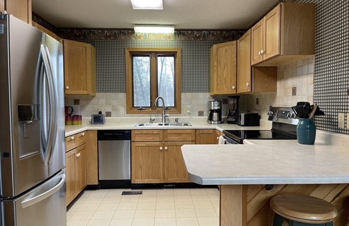 Deer River Ski Chalet | Deer Lake Chalet -"The Lake Of Changing Colors"- High Speed Internet