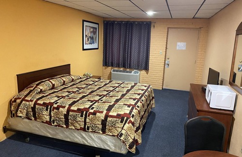 Deer Park Hotel | Deer Park Motor Inn