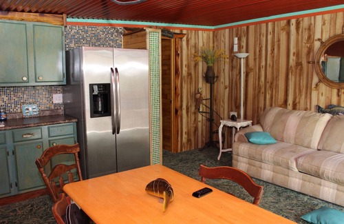 Quinlan House | Deer Stand Cabin