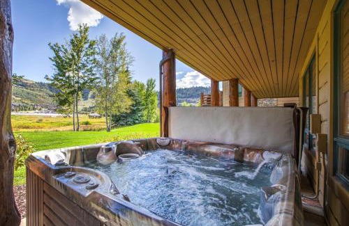 Deer Valley House | Deer Valley Pet Friendly Hot Tub, Cabin Vibes, Great Views!