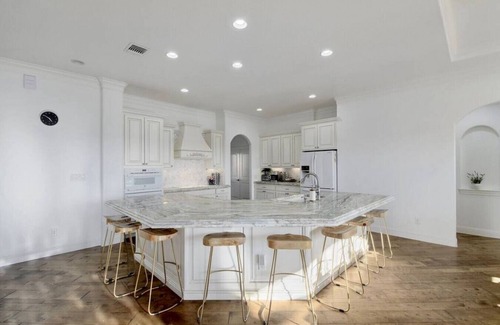 Brushy Bend Park House | Deer-Watching Delight: Fiber, Spacious Living!
