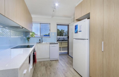 Bongaree Apartment | 'Deja Blue', TOP NOTCH