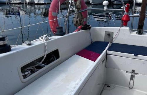 El Garraf Boat Rental | Dejaté acunar por nuesto velero