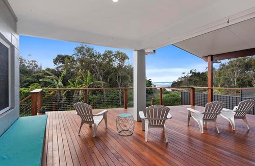 Emerald Beach House | Del Boca Vista