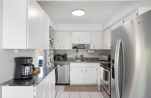 Largo House | Del Boca Vista|Pool, Screened Porch, 5 to Beach