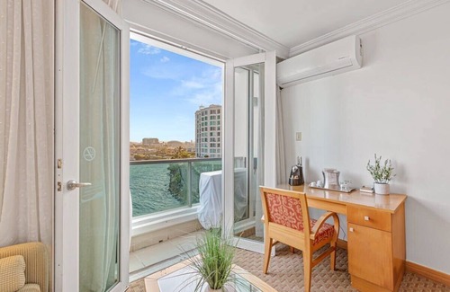 Puerta de Tierra Apartment | Del Mar Studio | located at the Condado Lagoon Villas building in Condado