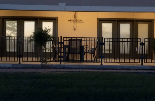 Amistad National Recreational Area Condo | Del Rio, Tx, Condo with pool and lake view!