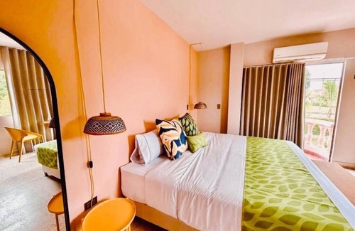 Sopetran Hotel | Del Tropico Hotel