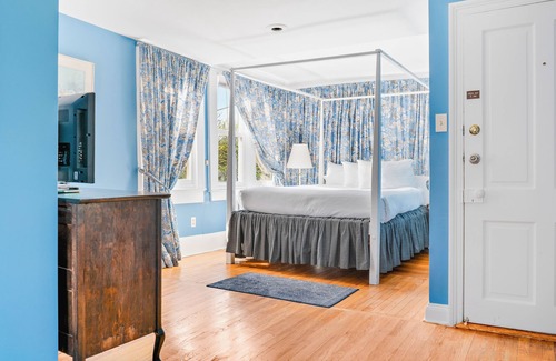 Rhinebeck Village Business District Hotel | Delamater Inn