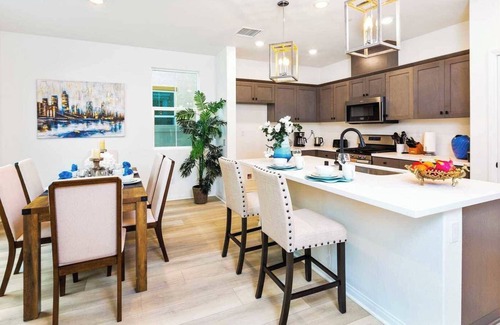 Upland House | Delight on Coral Bells Pl #41423