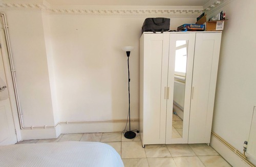 Kentish Town Apartment | Delightful 1BD Flat, near Kentish Town Station