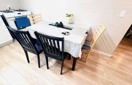 Niagara Falls House | Delightful 2-bedroom house with AC near Niagara Falls