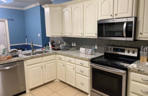 Lake Charles House | Delightful 4 bedrooms home with swimming pool.