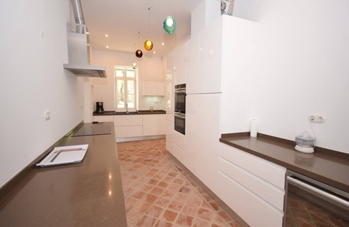 Loule Villa | Delightful, authentic Quinta with pool