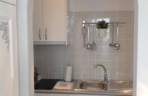 Frourion Apartment | DELIGHTFUL BOUTIQUE STUDIOS with 5 star reviews - PERFECT LOCATION to unwind.!