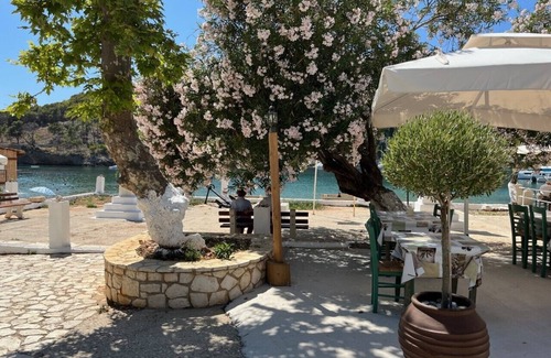 Frourion Apartment | DELIGHTFUL BOUTIQUE STUDIOS with 5 star reviews - PERFECT LOCATION to unwind.!