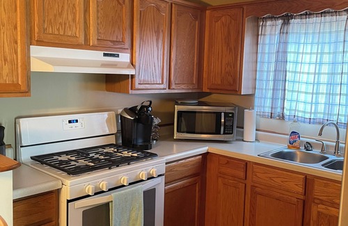 Delavan Lake Cottage | Delightful cottage with AC in charming Delavan