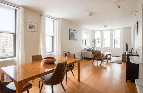 Downtown Boston Apartment | Delightful Downtown Boston 2bed 2bath Apartment