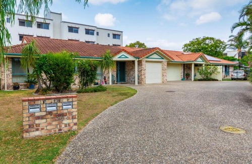 Bongaree House | Delightful Duplex on Rose Ct, Bongaree