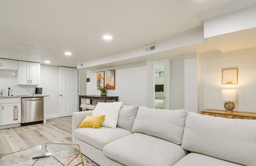 Kearns House | Delightful Home ~ 14 Mi to Downtown Salt Lake City