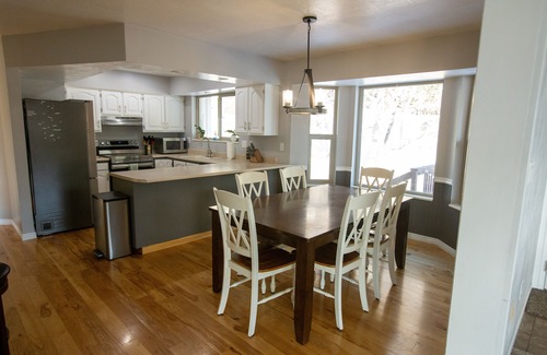 Lehi House | Delightful home with AMAZING space and views