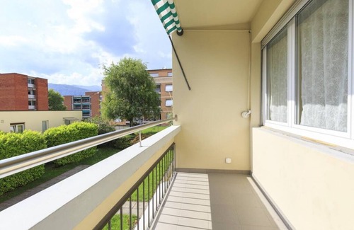 Savosa Apartment | Delightful two-bedroom apartment in residential neighborhood, Savosa - GIRASOLE