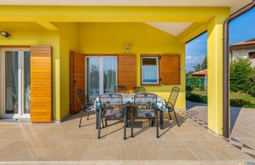 Krmed Villa | Delightful villa with pool for 6 persons