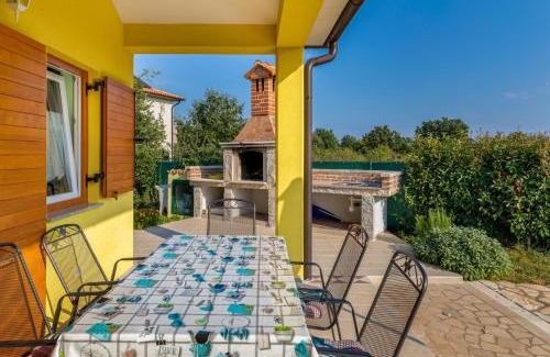 Krmed Villa | Delightful villa with pool for 6 persons