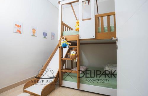 Kesawan Apartment | Delipark Mall 2 Bedrooms 1 Bathroom 4-6 Pax Lexington Tower Level 18