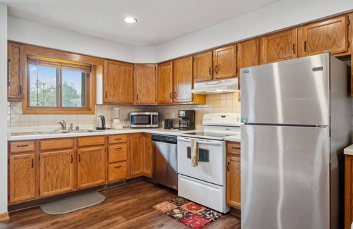 Lake Delton Apartment | Dells Family Stacation At Lighthouse Cove