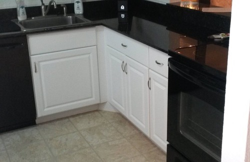 Delray Beach Condo | Delray Beach Beautifully Lago Del Ray 2/2 Lake View Renovated Condo,8Min 2 Beach