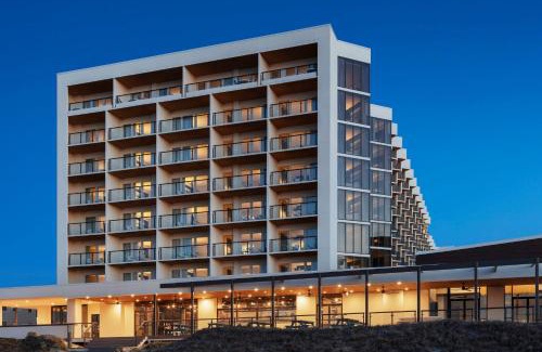 Northeast Virginia Beach Resort | Delta Hotels by Marriott Virginia Beach Waterfront Suites