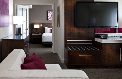 Southside Hotel | Delta Hotels by Marriott Edmonton South Conference Centre