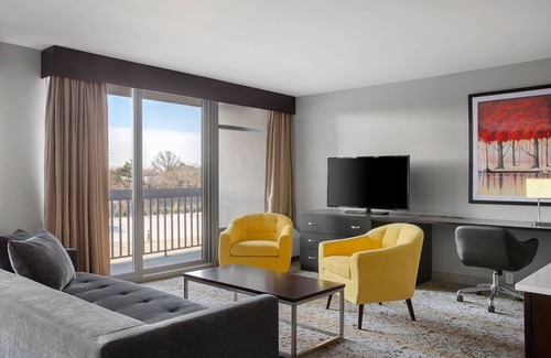 Somerset Hotel | Delta Hotels by Marriott Somerset