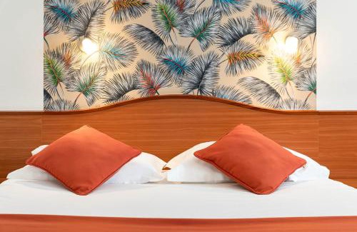 Brives-Charensac Hotel | Deltour Hotel Le Puy En Velay