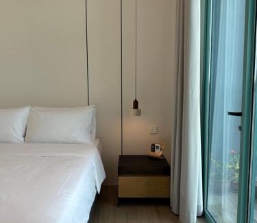 Likas Apartment | Deluxe 1BR Seaview and Mountain View with balcony