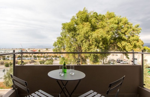 Nafplio Apartment | Deluxe 2-bedroom Apt in the heart of Nafplion