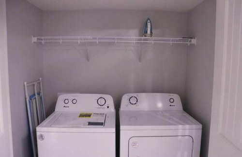 Southwest Edmonton House | Deluxe 2 bedroom suite with*Netflix/Cable/Prime