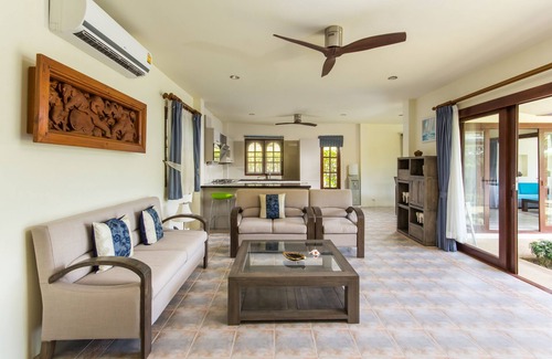 Moo 5 Villa | Deluxe 3 bed room pool villa in beach resort Idyllic Samui