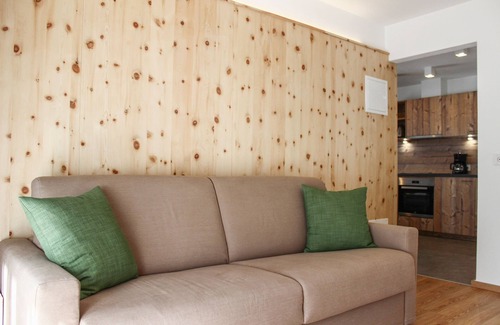 Anterselva Apartment | Deluxe Apartment With Balcony and Great View