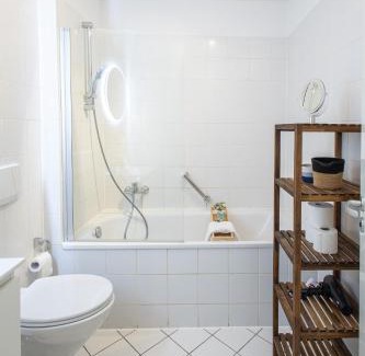 Ottersleben Apartment | Deluxe-Apartment I Balkon I Tiefgarage I WLAN