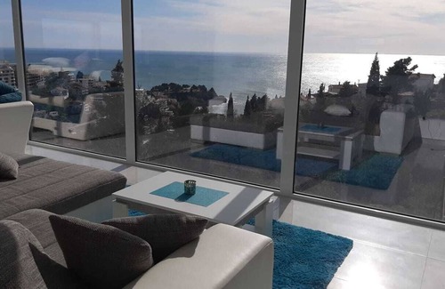 Ulcinj Apartment | Deluxe apartment with swimming pool